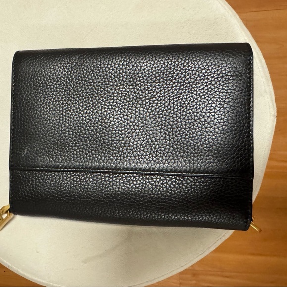 Tory Burch Black Crossbody Bag with Gold Chain - Picture 4 of 6